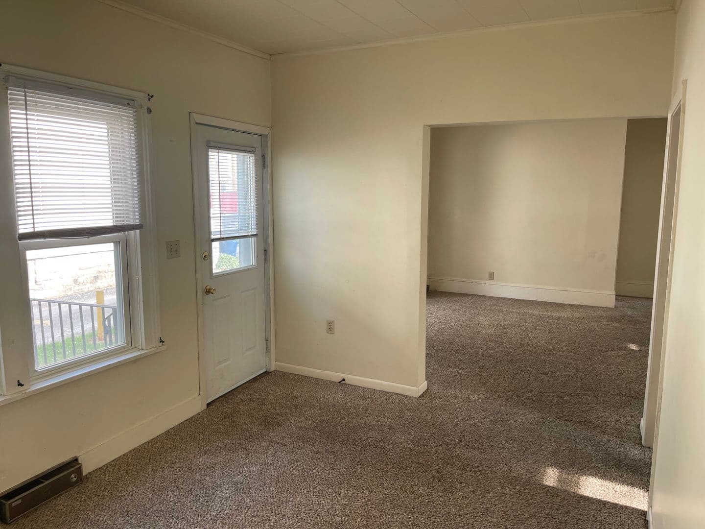 Oshkosh House: 514 W Lincoln