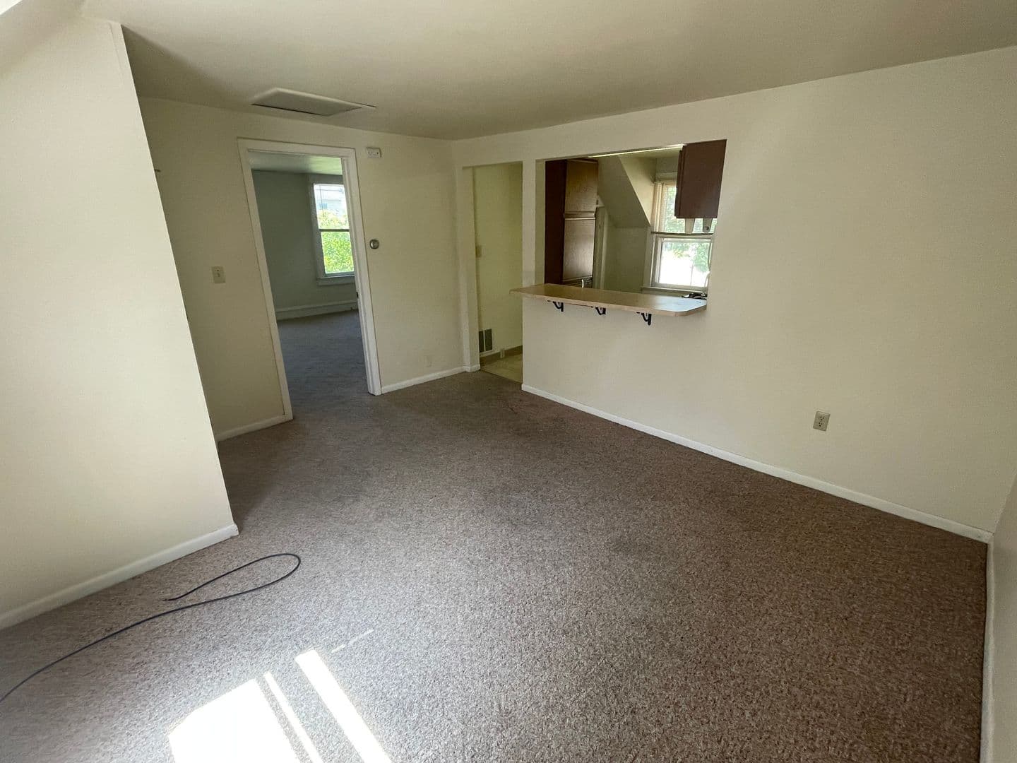 Oshkosh Apartment: 612 Jackson