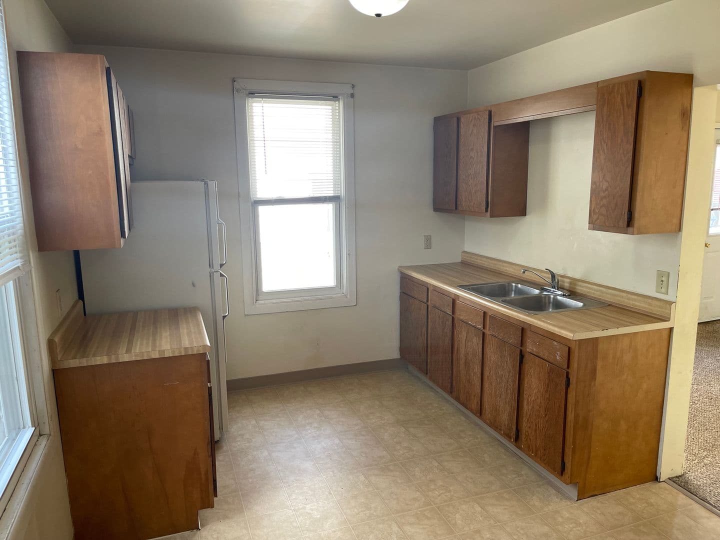 Oshkosh House: 514 W Lincoln