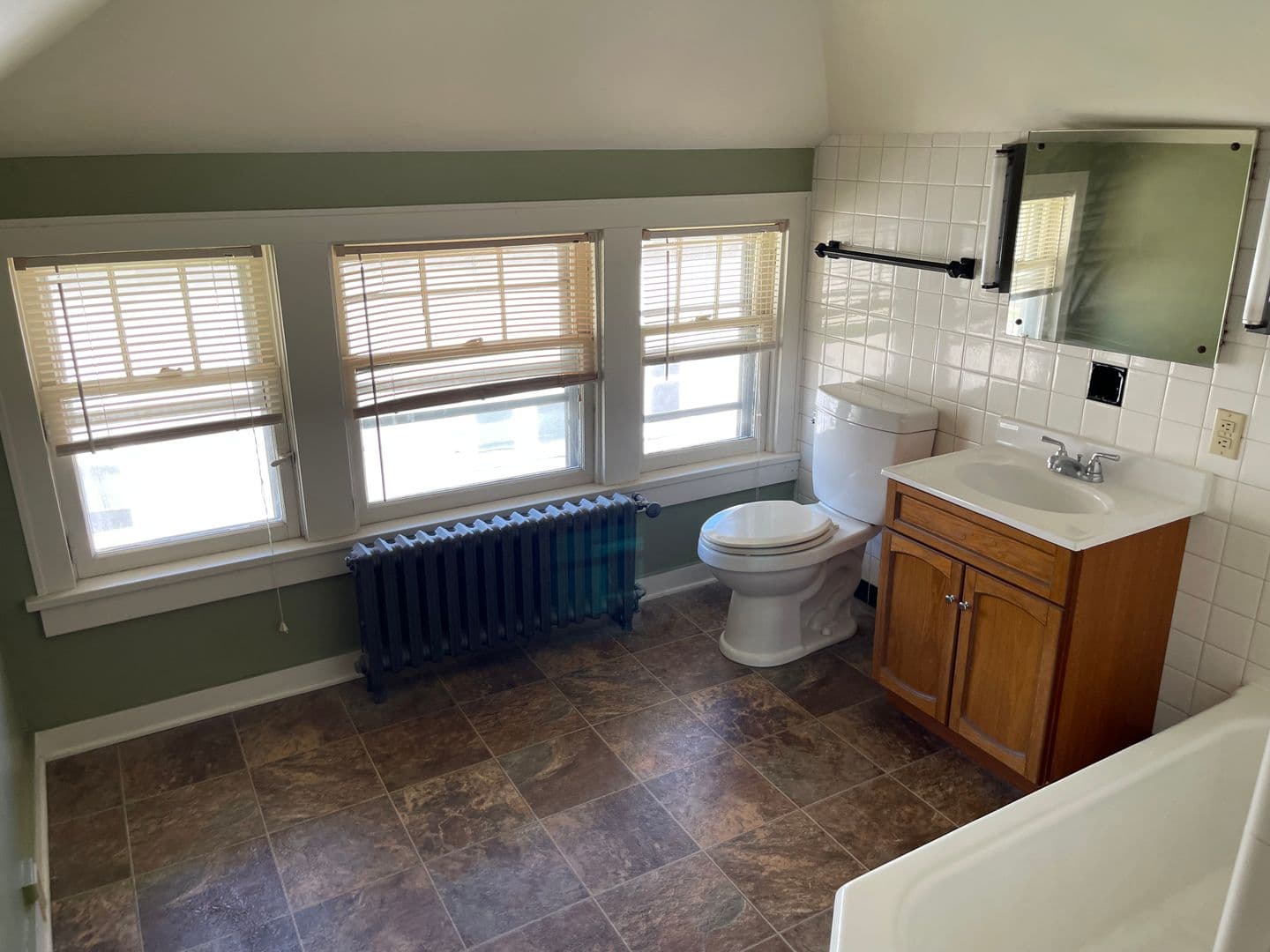 Oshkosh House: 636 Jackson