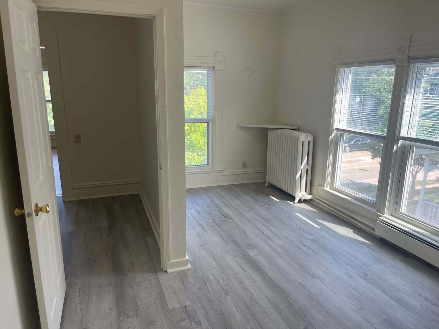 Oshkosh Apartment: 621 Jackson Street