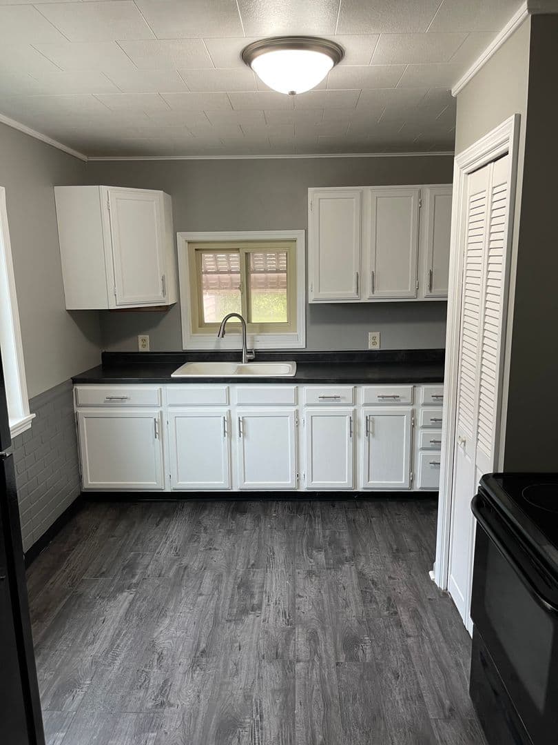 Oshkosh House: 751 Vine