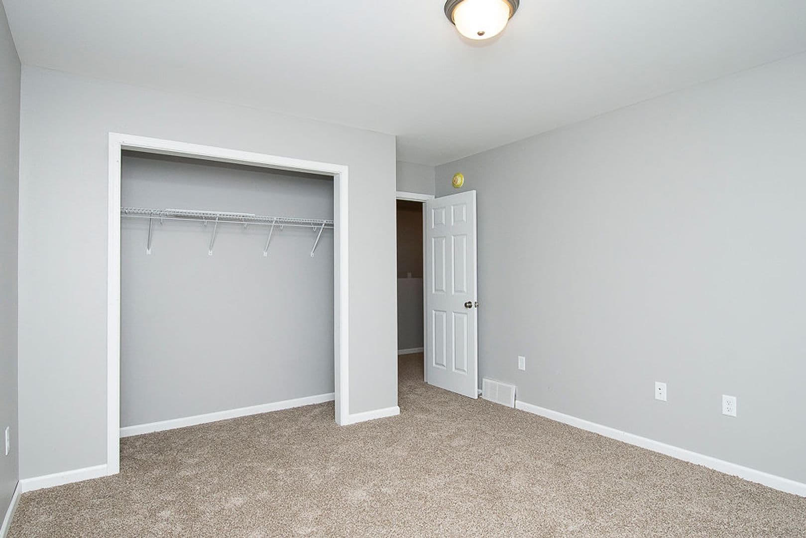 Bismarck House: 125 Sleeper Way