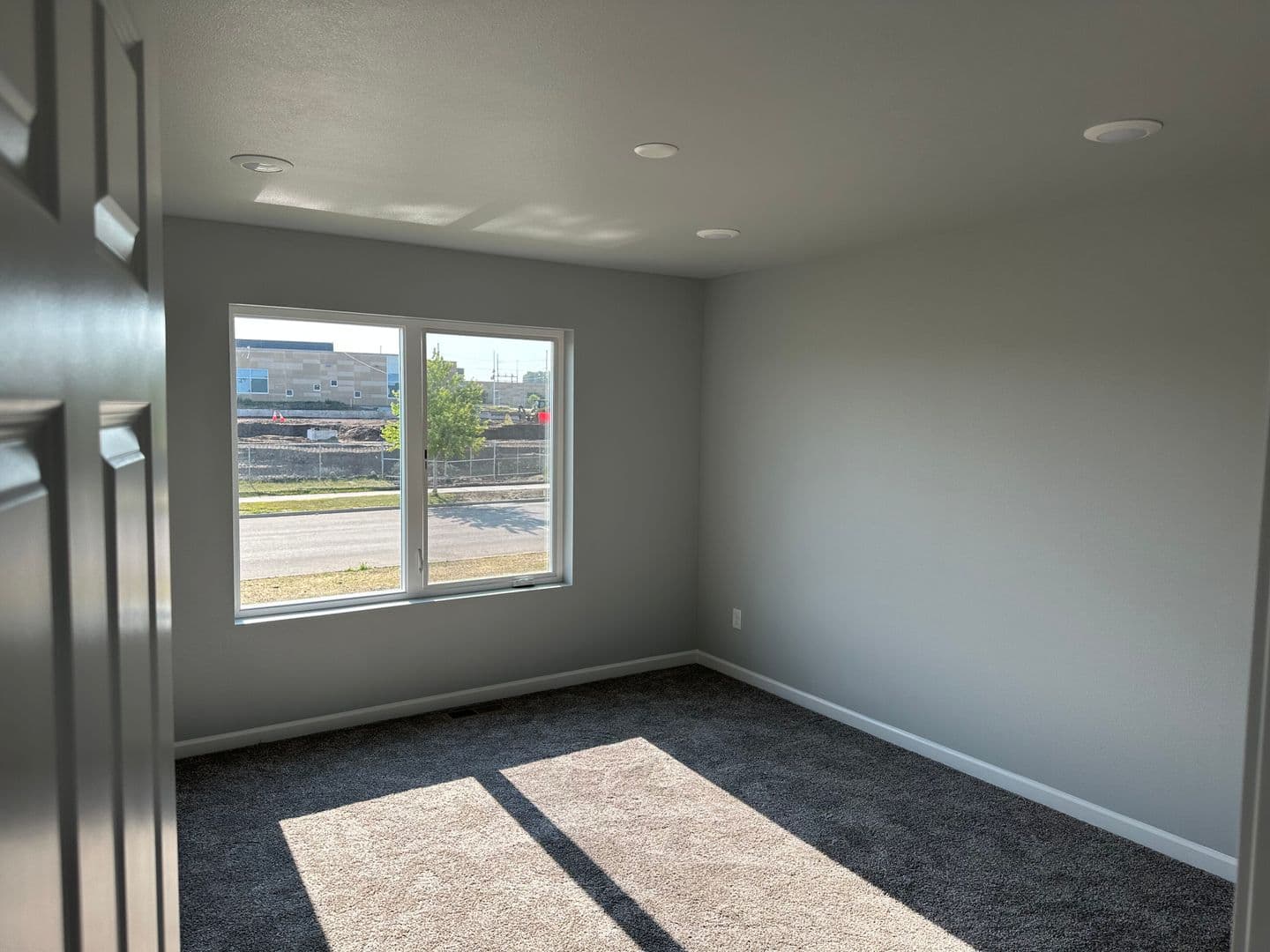 Lincoln House: 117 Marshall Loop
