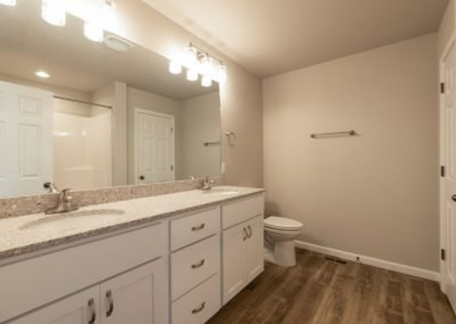 Mandan Townhome: 3827 Gemini Drive SE