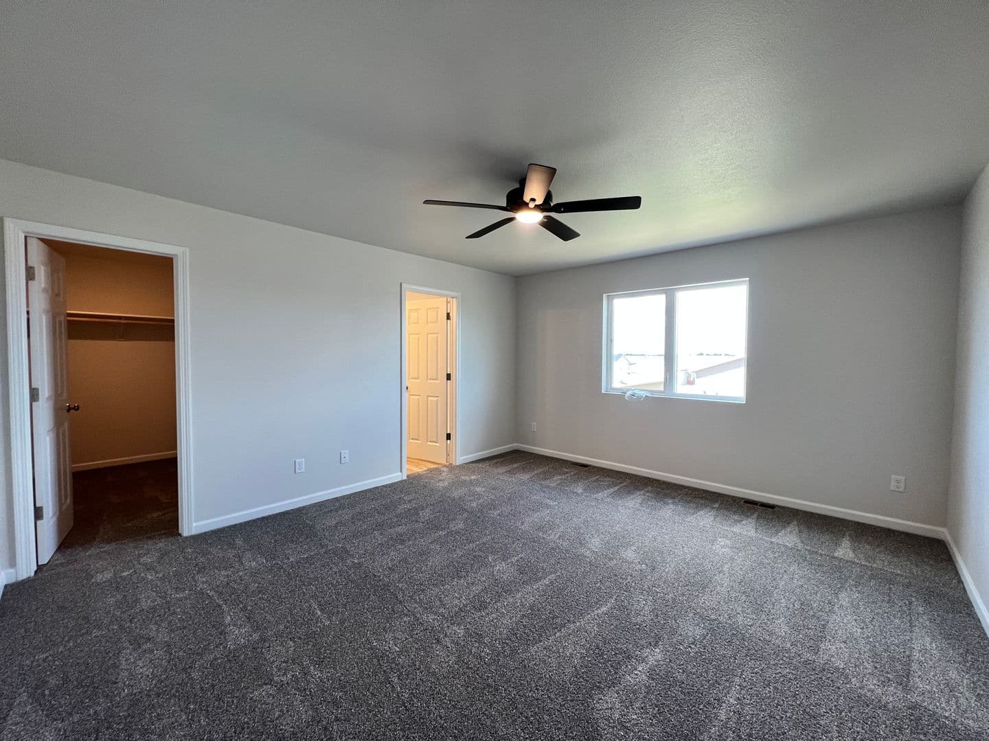 Lincoln House: 106 Marshall Loop