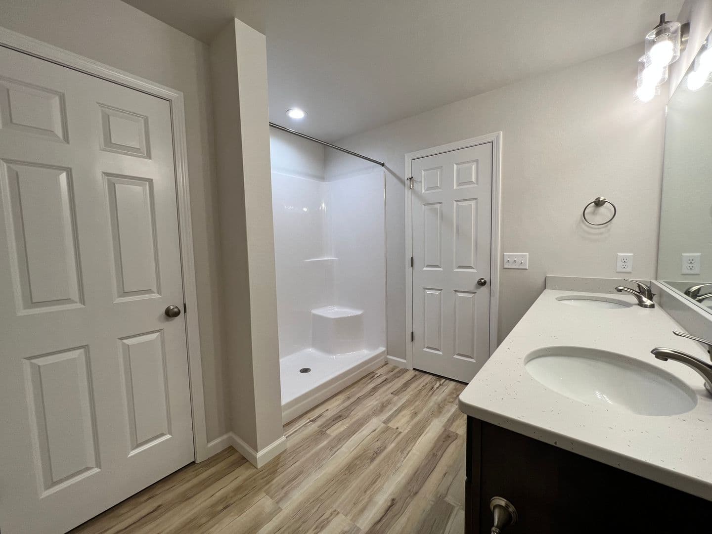 Lincoln House: 106 Marshall Loop