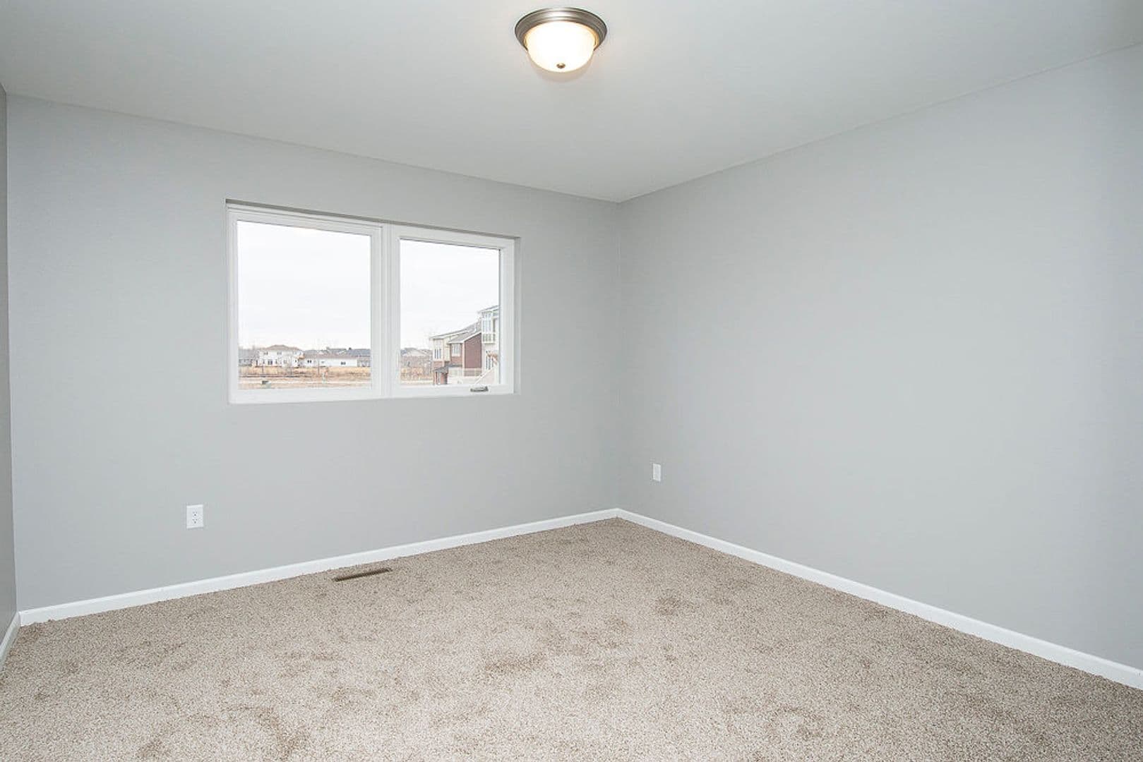 Bismarck House: 125 Sleeper Way