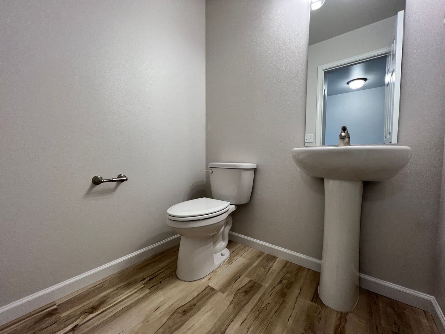 Lincoln House: 106 Marshall Loop