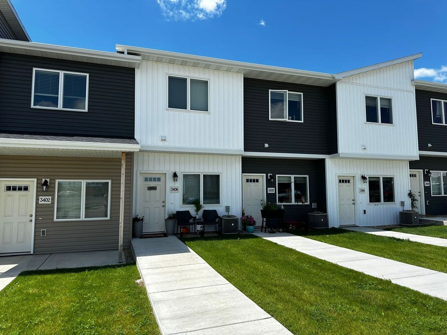 Bismarck House: 3406 French St