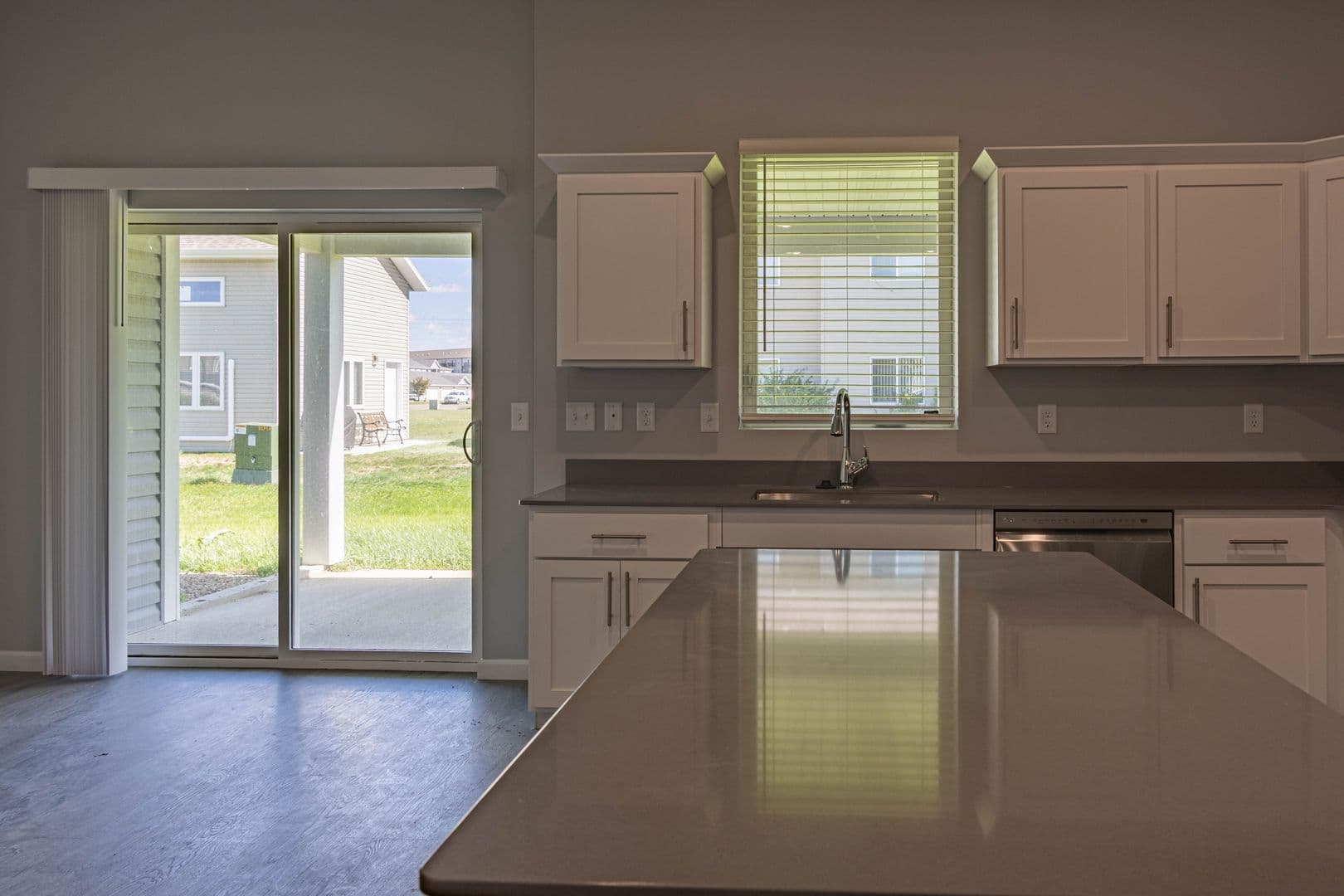 Mandan Townhome: 2504 Aquarius Ave SE