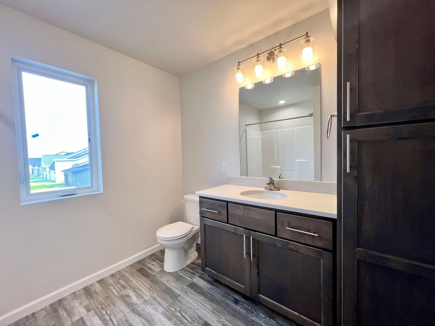 Lincoln House: 133 Marshall Loop