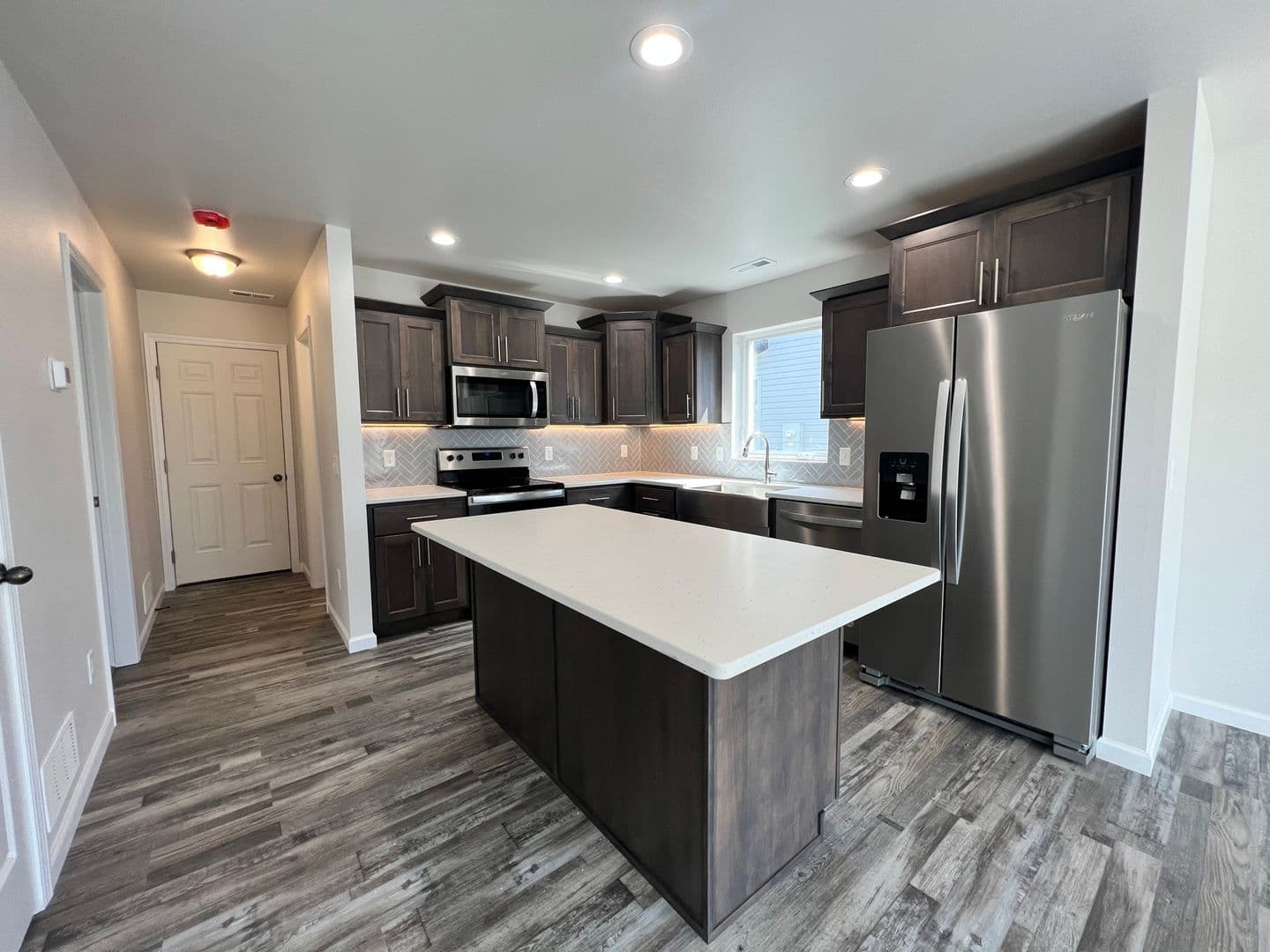 Lincoln House: 133 Marshall Loop