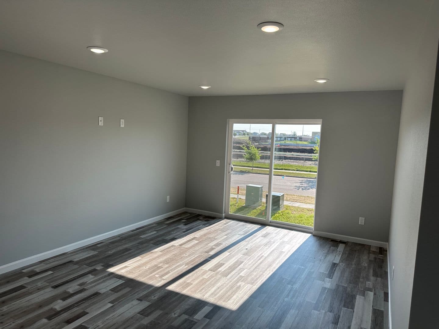 Lincoln House: 117 Marshall Loop