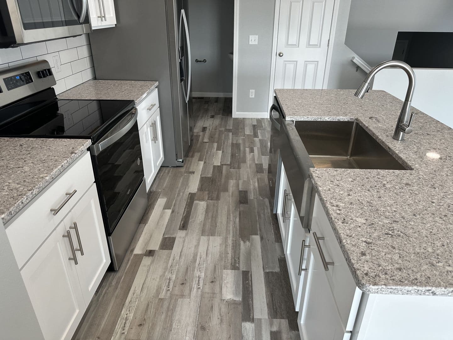 Lincoln House: 117 Marshall Loop