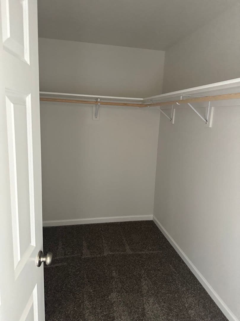Lincoln House: 108 Marshall Loop