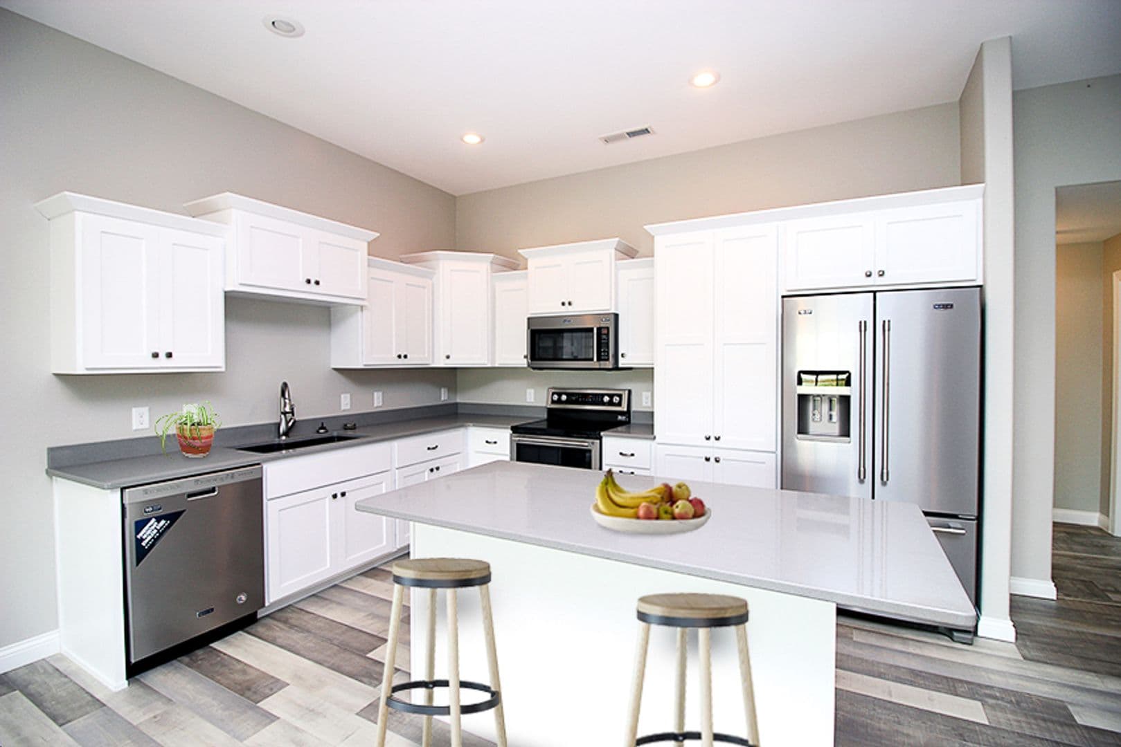 Mandan Townhome: 2512 Aquarius Ave SE