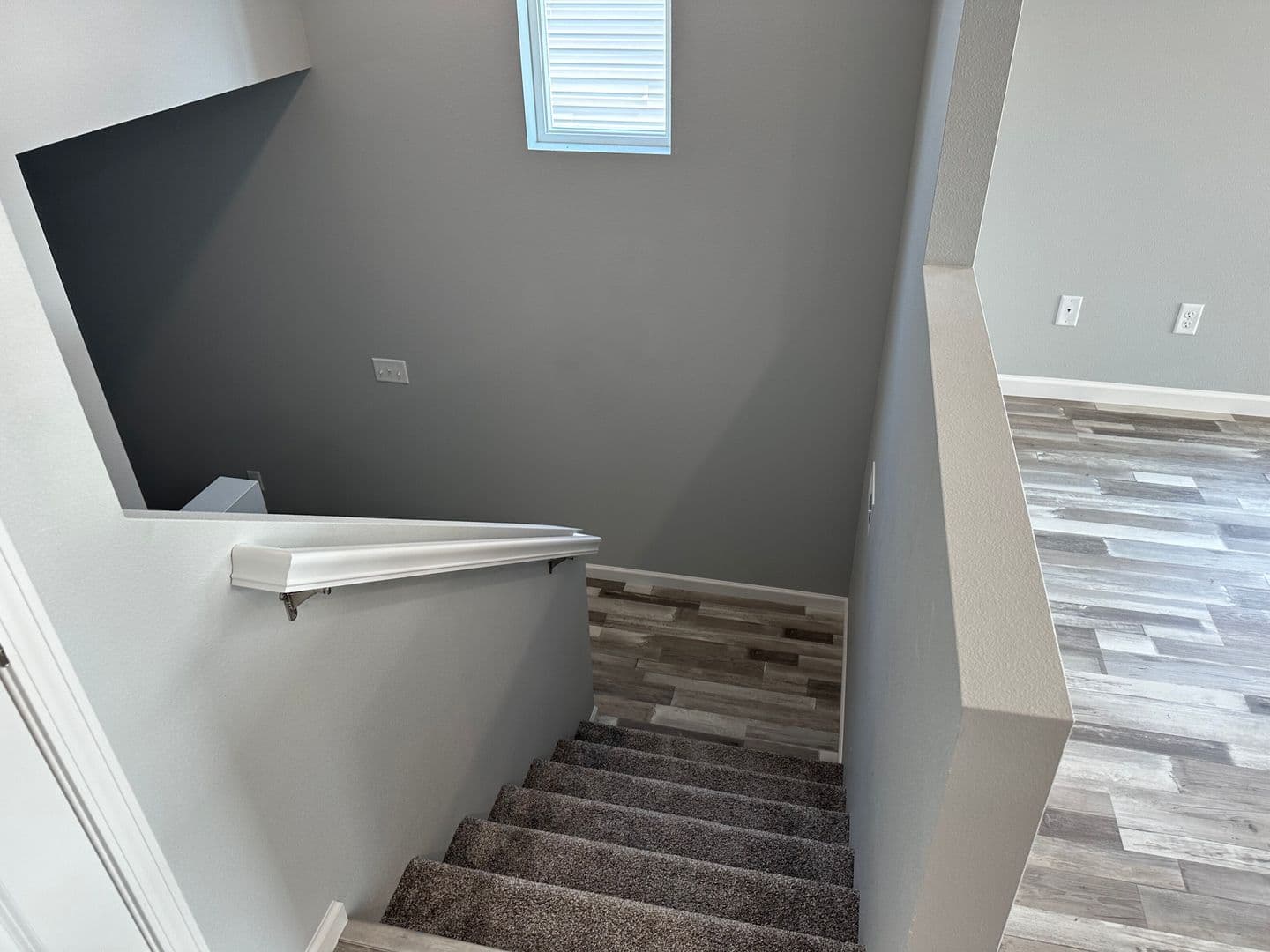 Lincoln House: 117 Marshall Loop