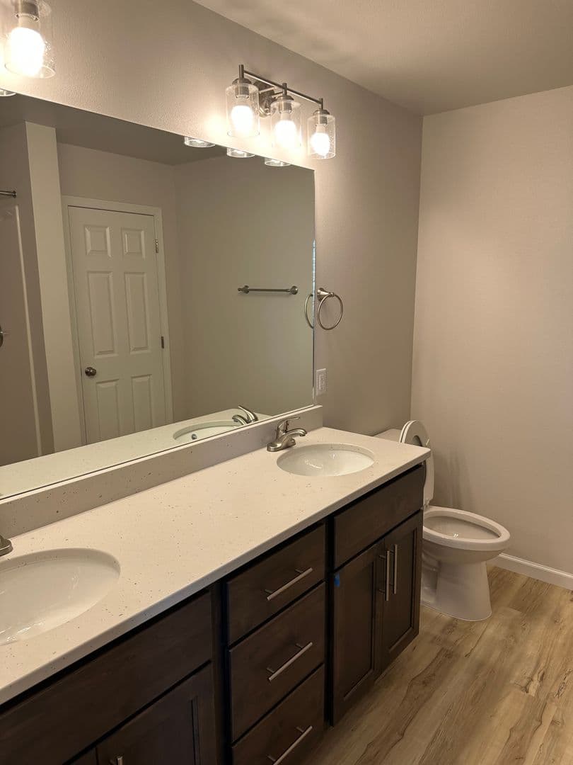 Lincoln House: 108 Marshall Loop
