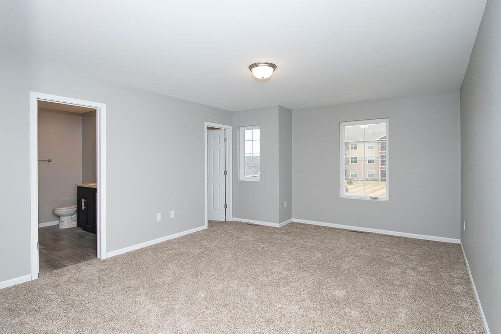 Bismarck House: 125 Sleeper Way
