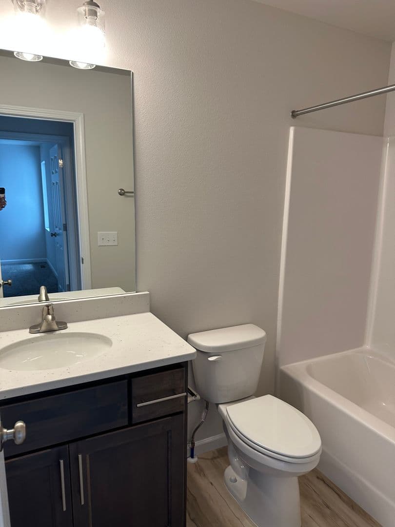 Lincoln House: 108 Marshall Loop