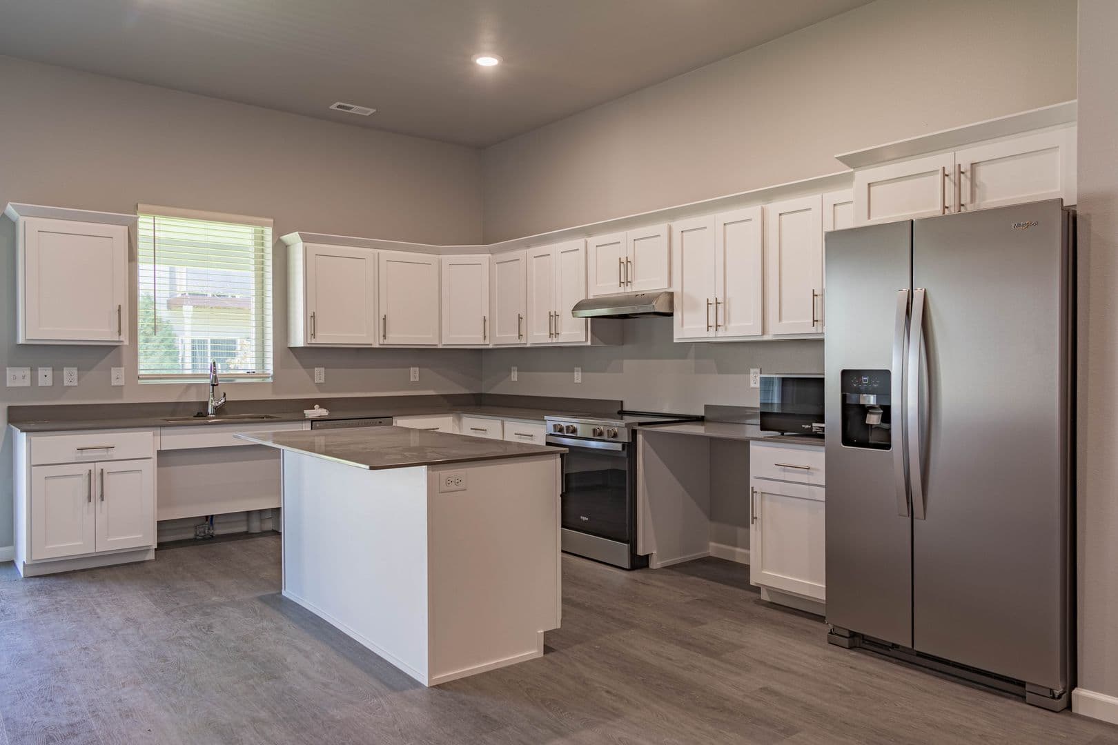 Mandan Townhome: 2504 Aquarius Ave SE