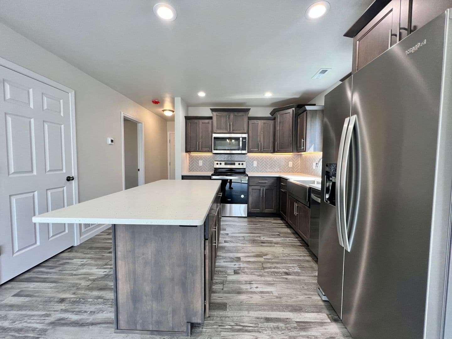 Lincoln House: 133 Marshall Loop