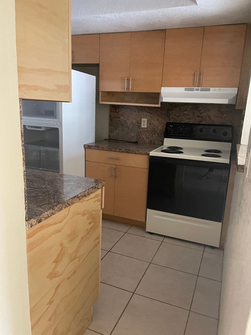 homestead Apartment: 15451 sw 288 street