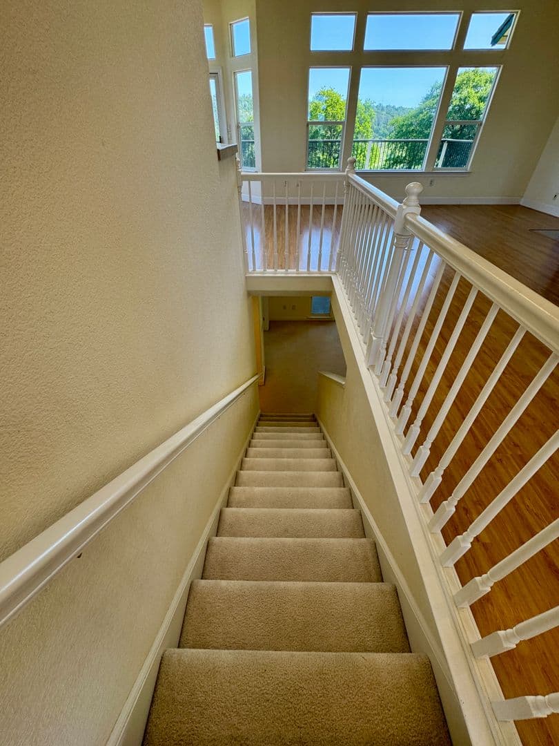 Pilot Hill House: 6255 Peacock Way