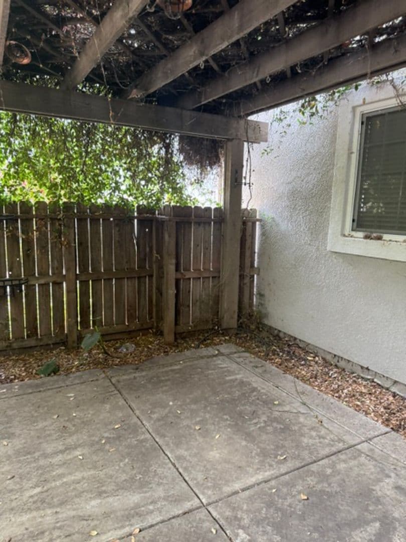 Sacramento House: 3642 Sardinia Island Way