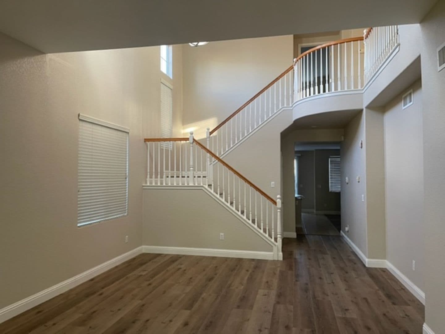 Sacramento House: 3368 Colchester Avenue