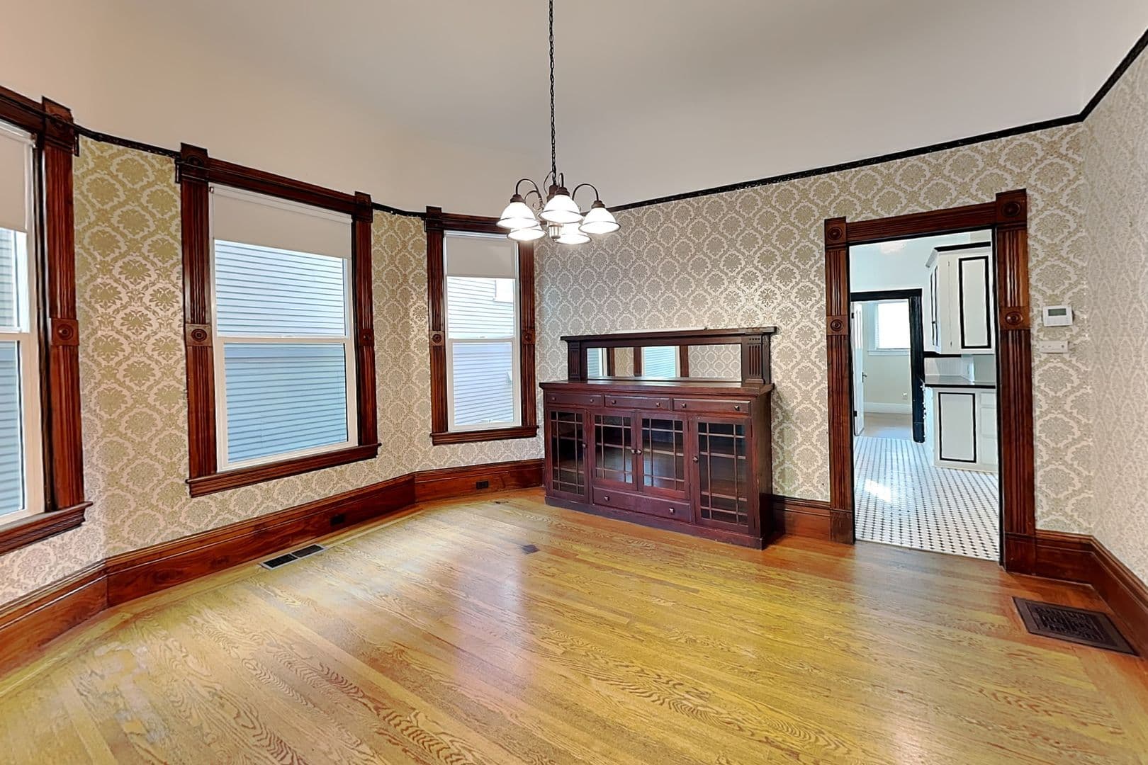 Sacramento Apartment: 2626 J Street