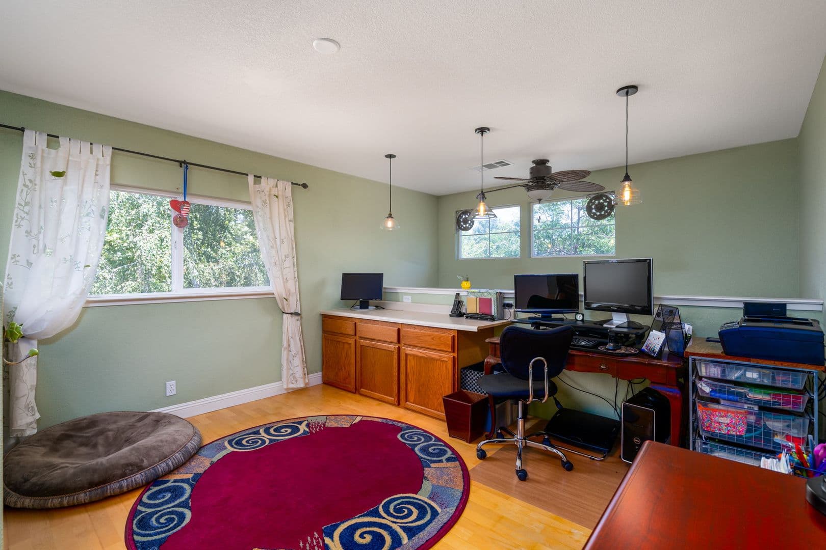 Davis House: 2277 Halsey Circle
