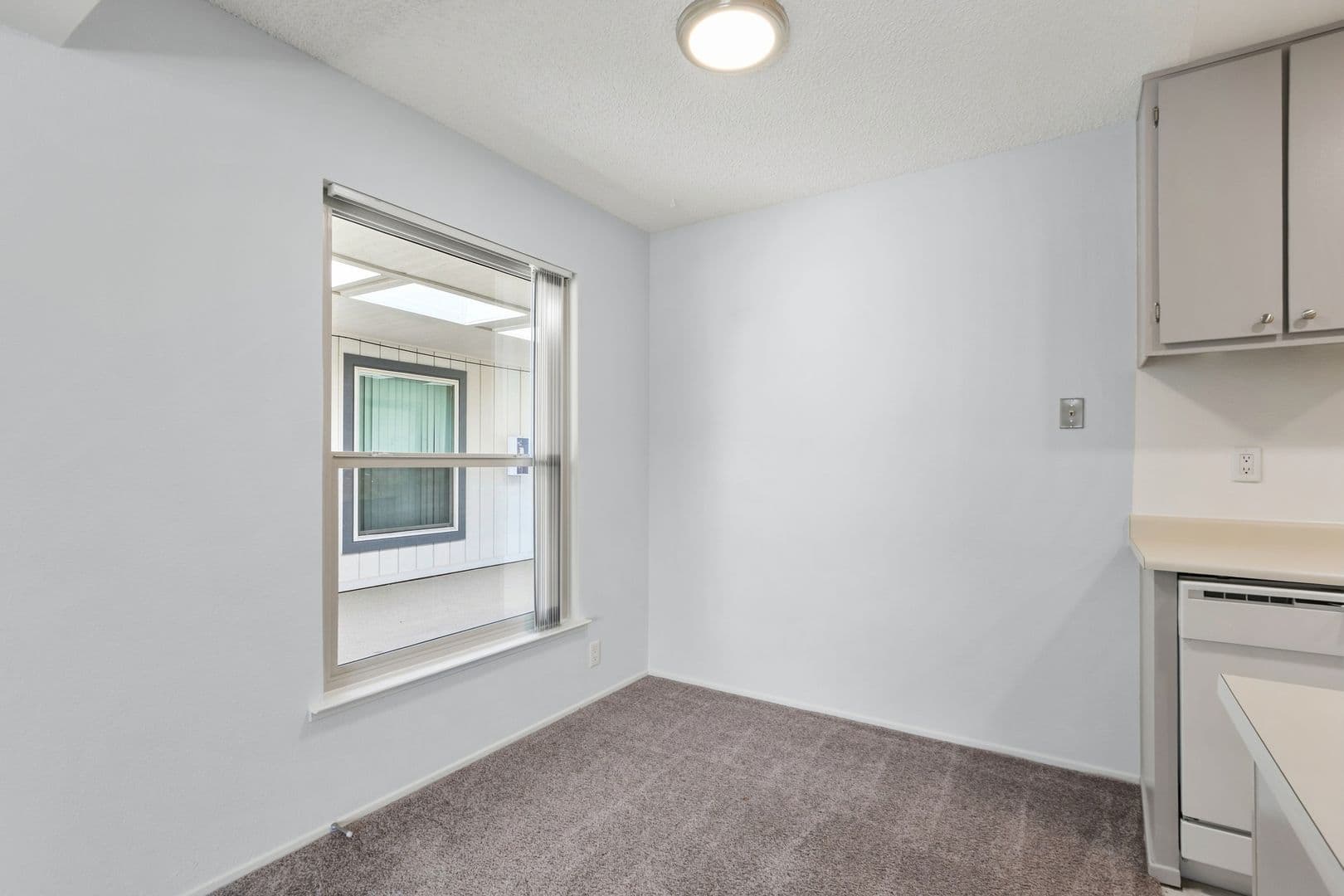 Davis Apartment: 1050 Lake Blvd.