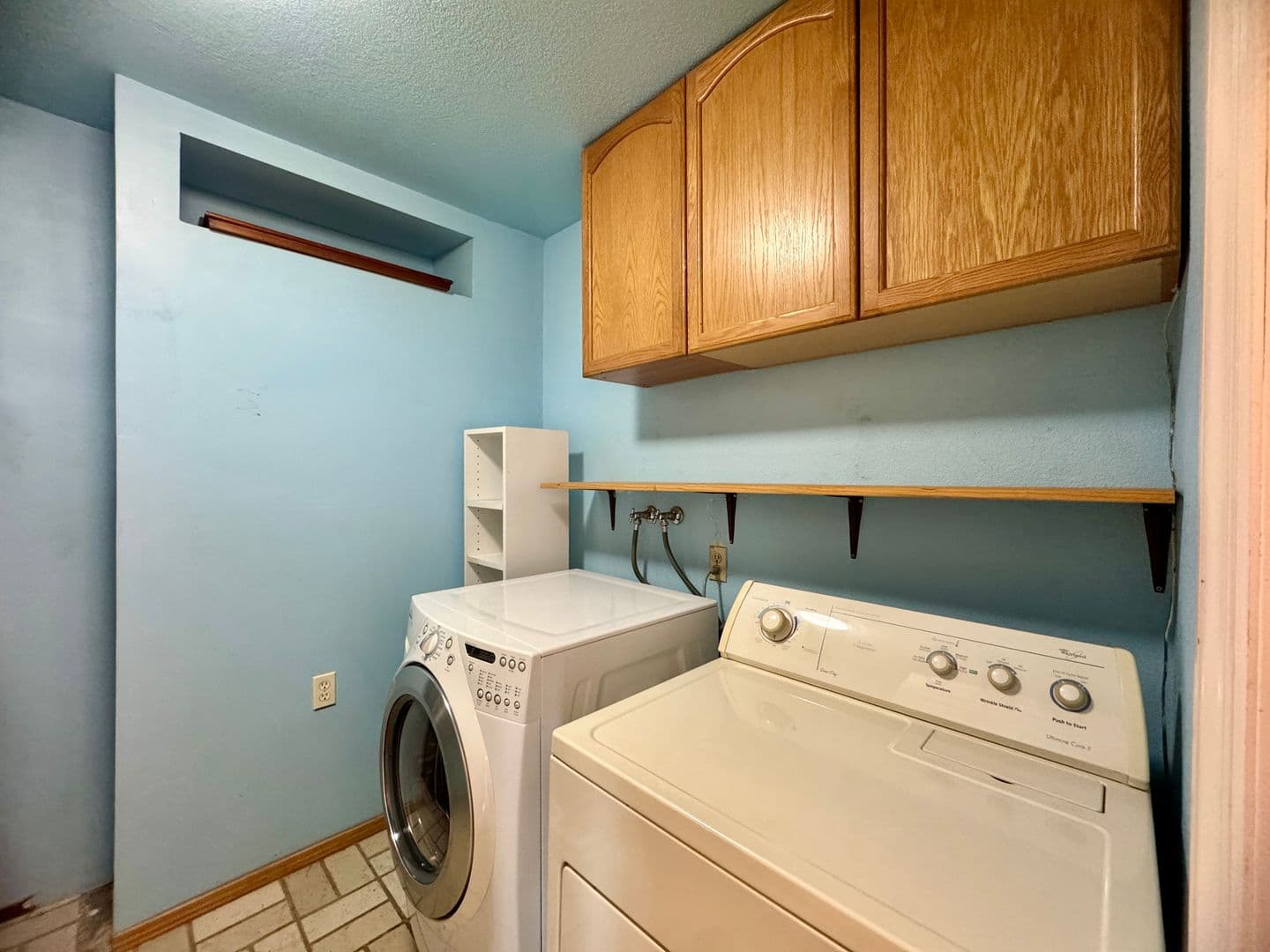 Cameron Park House: 2555 Westridge Drive
