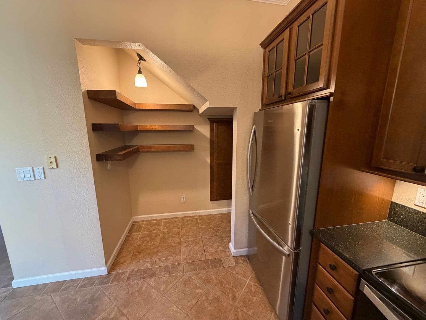 Davis Townhome: 3127 Woods Circle