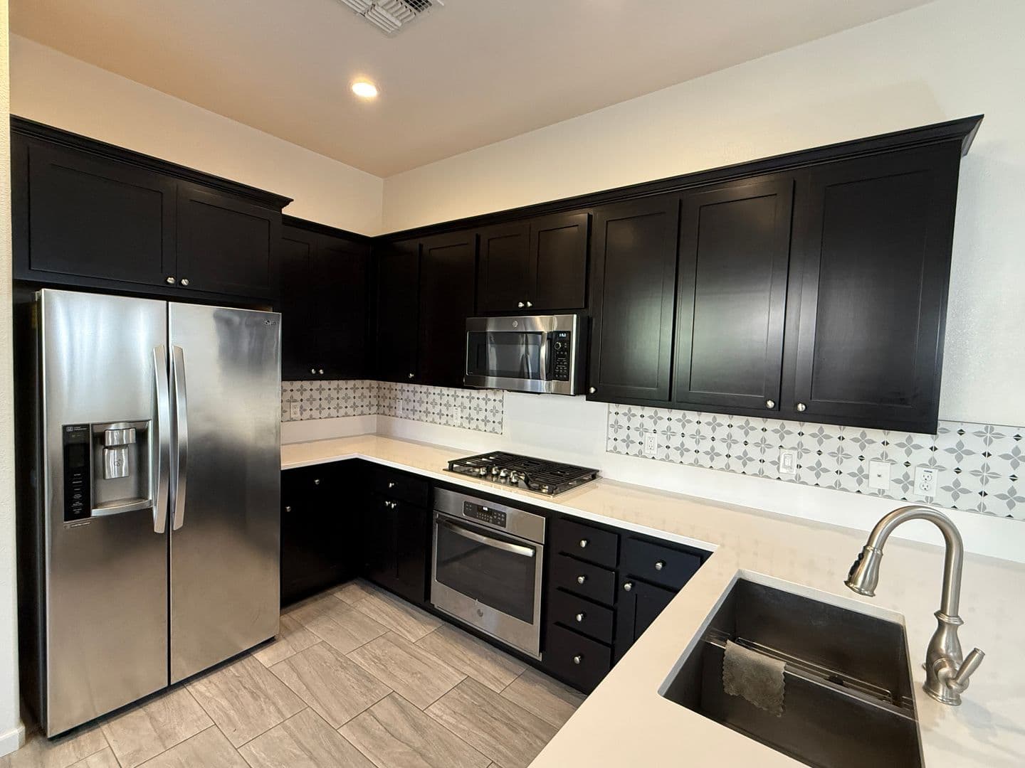 Sacramento House: 4472 Adriatic Sea Way