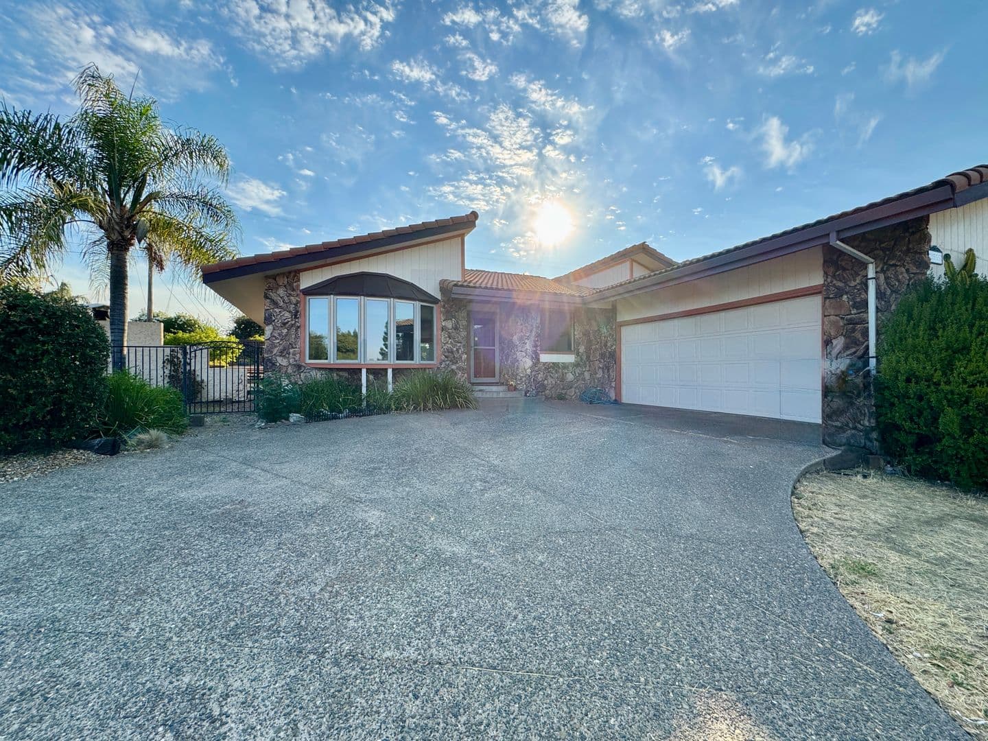 Cameron Park House: 2555 Westridge Drive