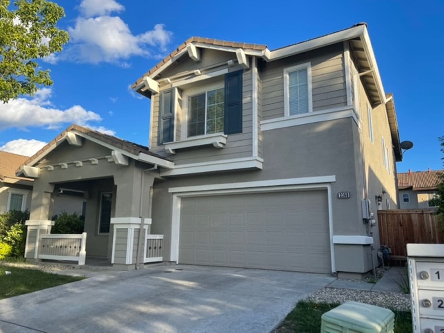 Sacramento House: 3368 Colchester Avenue