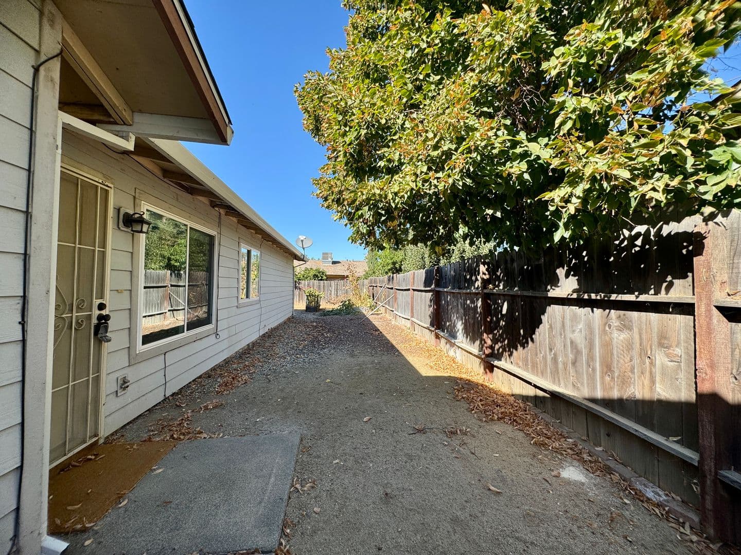 Sacramento Apartment: 4435 4465 Pow Way