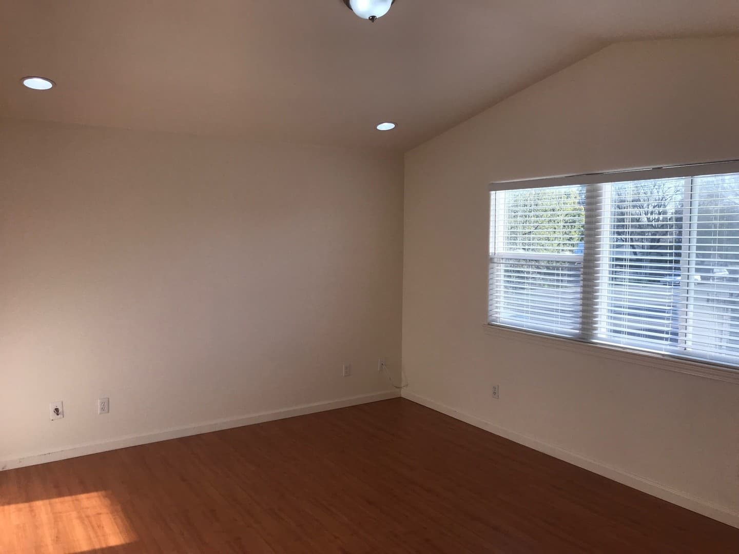 Sacramento House: 7546 24th Street