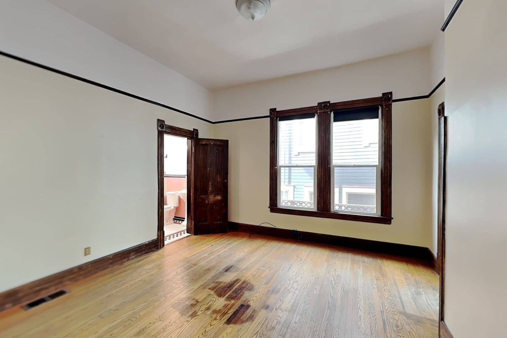 Sacramento Apartment: 2626 J Street