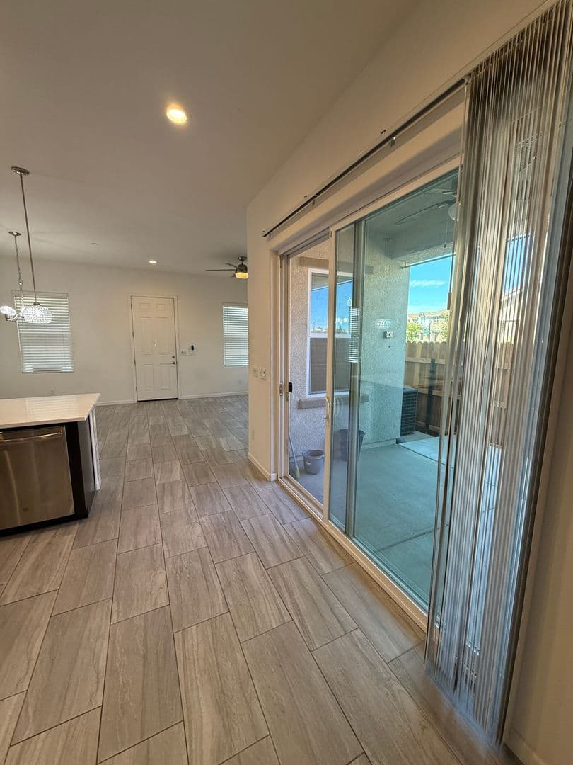 Sacramento House: 4472 Adriatic Sea Way