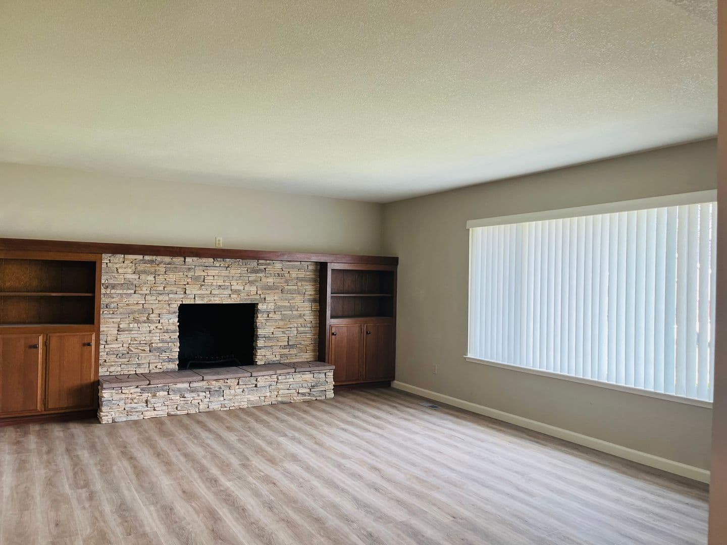 Elk Grove House: 9301 Mazatlan Way