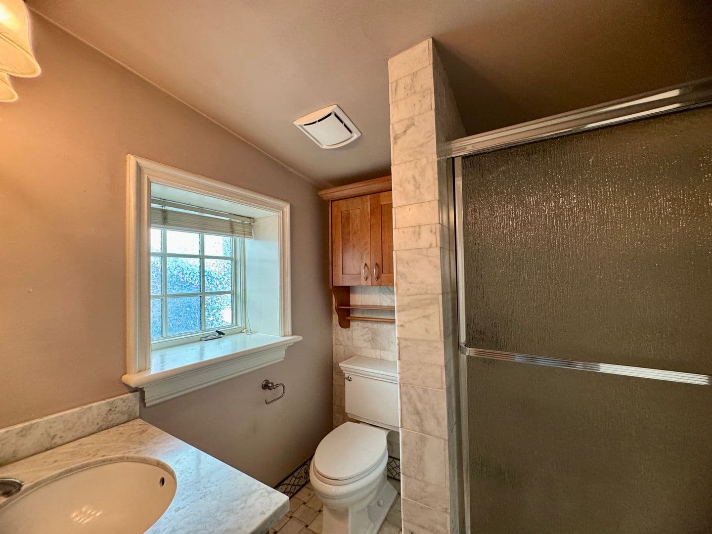 Sacramento Apartment: 519 13th Street