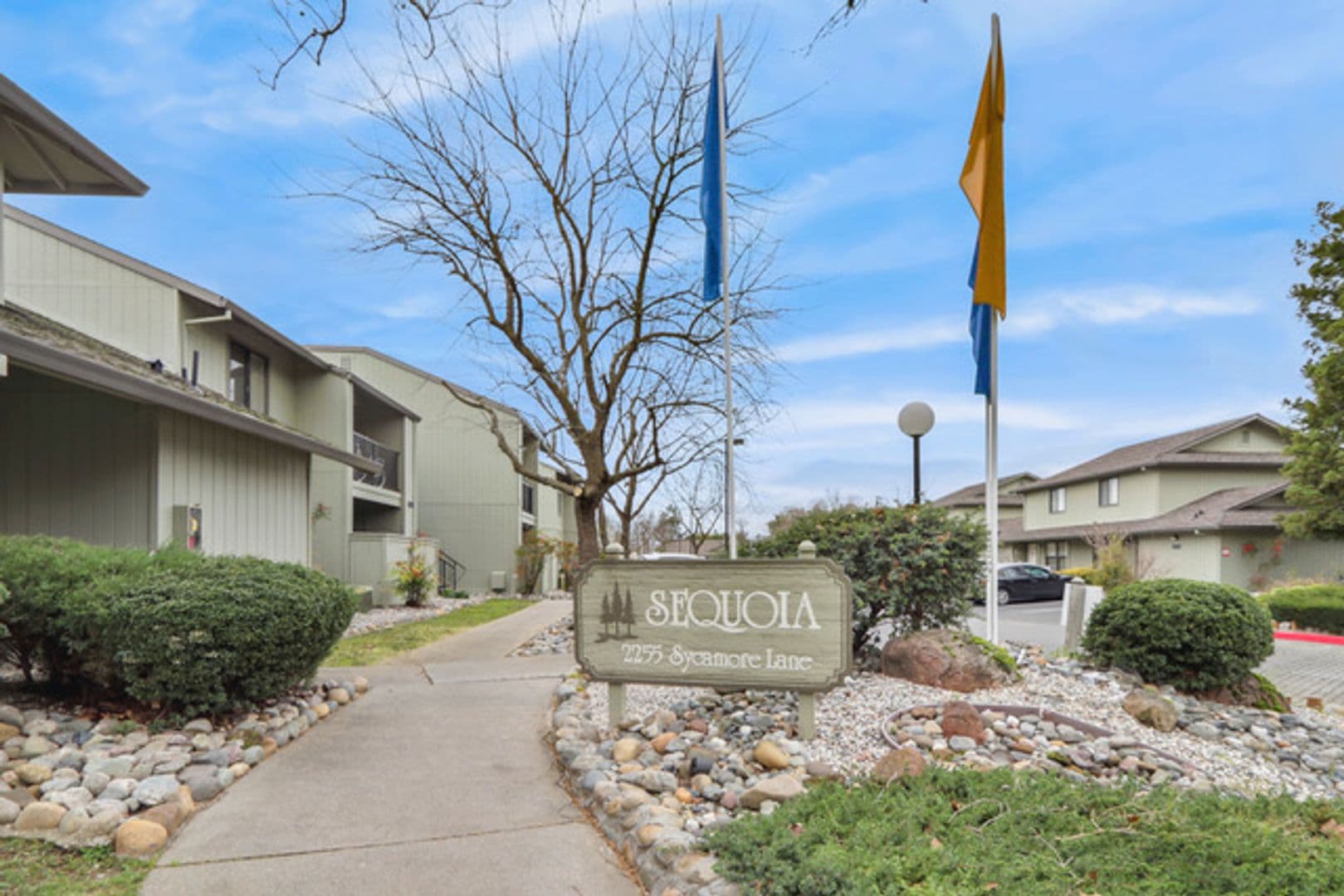 Davis Apartment: 2255 Sycamore Lane