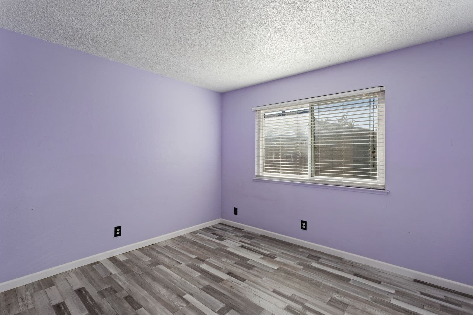 Sacramento House: 5642 Madison Avenue, #3