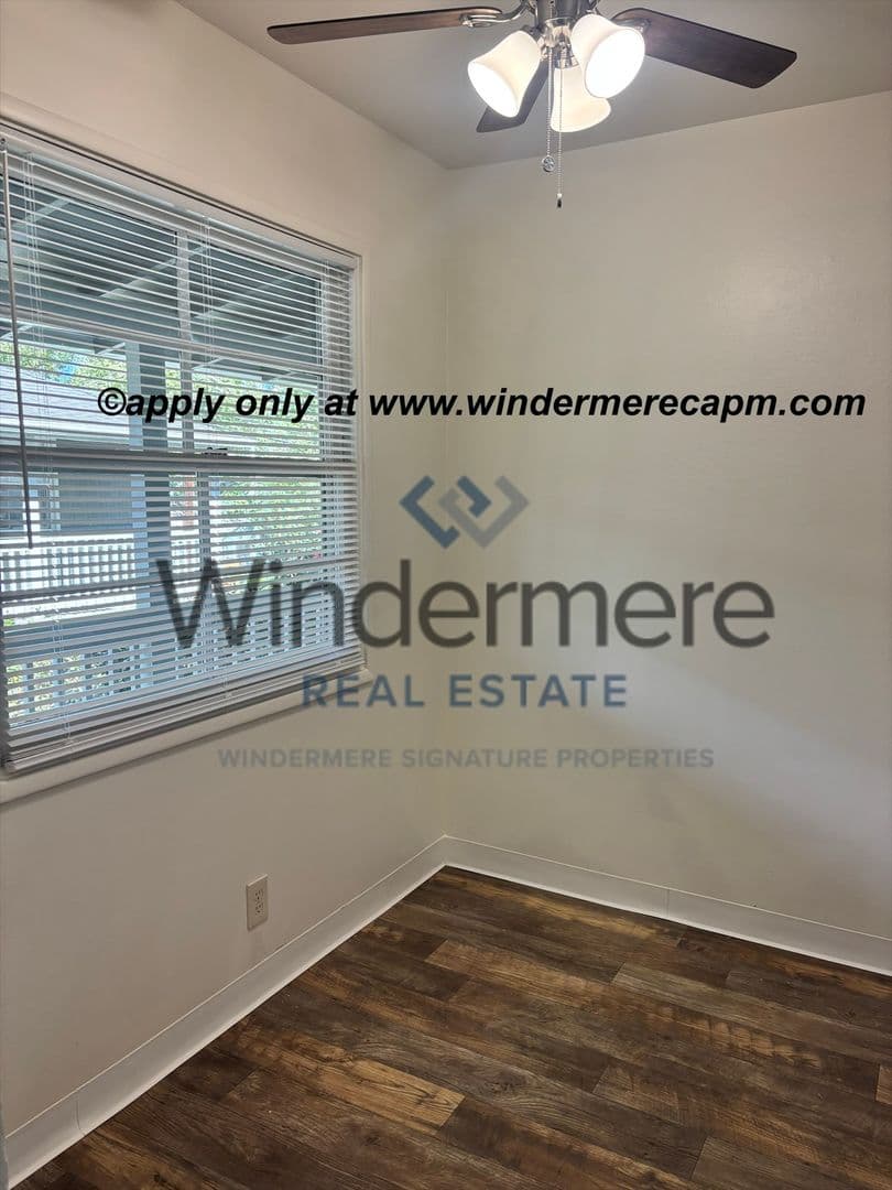 Sacramento House: 321 28th Street #6