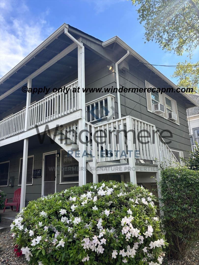Sacramento House: 321 28th Street #6