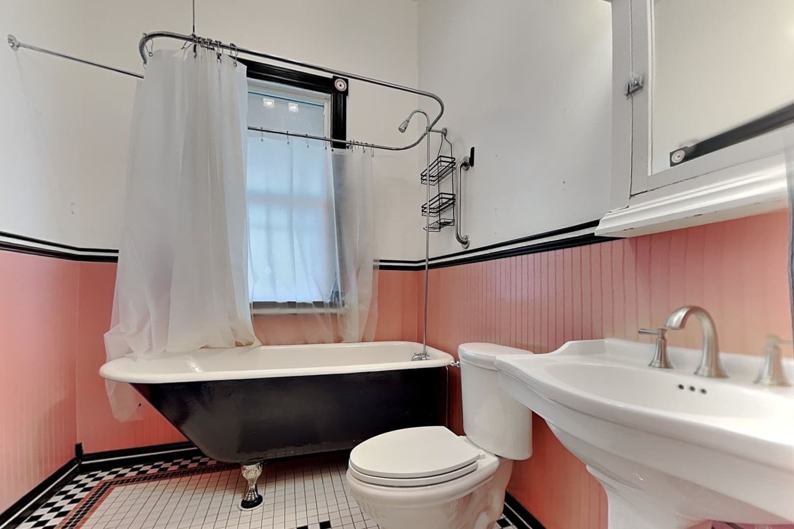 Sacramento Apartment: 2626 J Street
